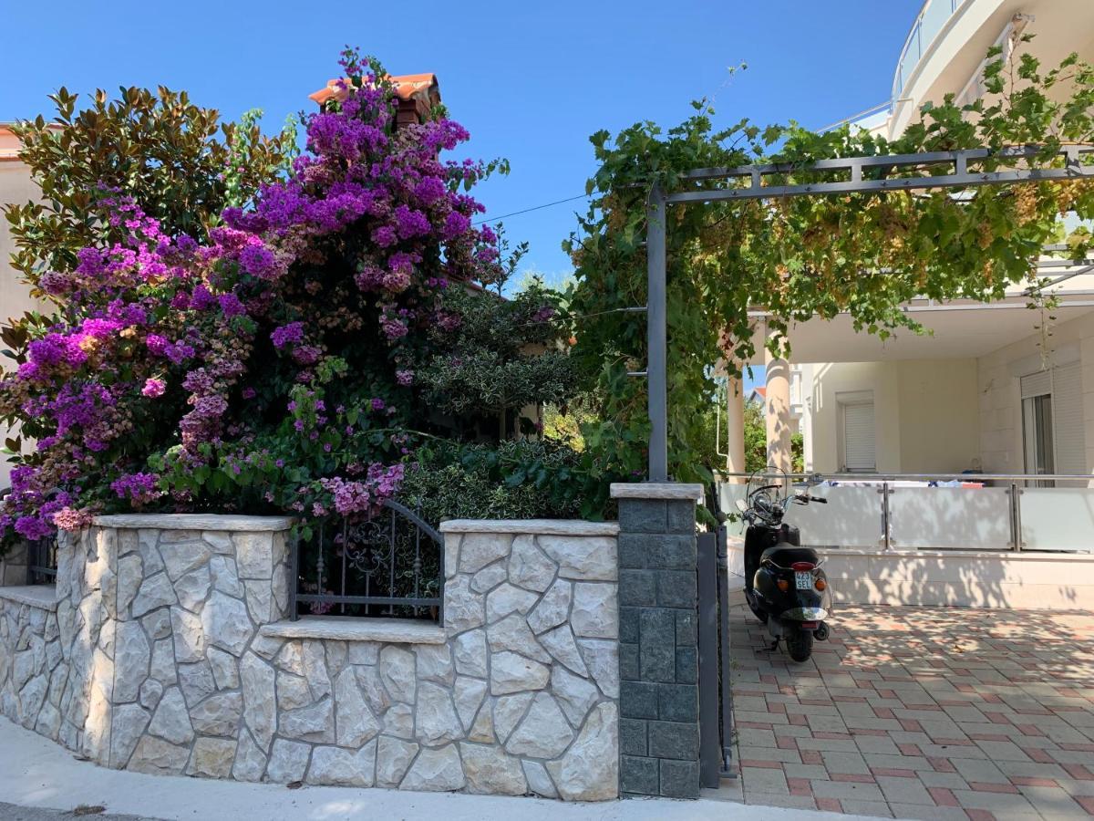 Apartments Dumancic Биоград-на-Мору Экстерьер фото